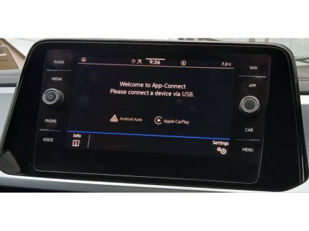 2024 Volkswagen T-Roc LIFE 2.0 TDI 116HP *APP CONNECT, ADAPTIVCE CRUISE CONTRO, BLUETOOTH* €31,495 thumbnail