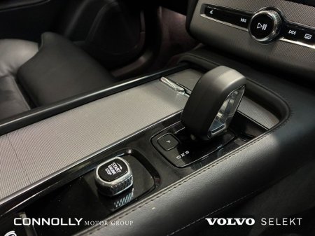 2023 Volvo XC90 Xc90 T8 Recharge Awd Auto €62,995 thumbnail