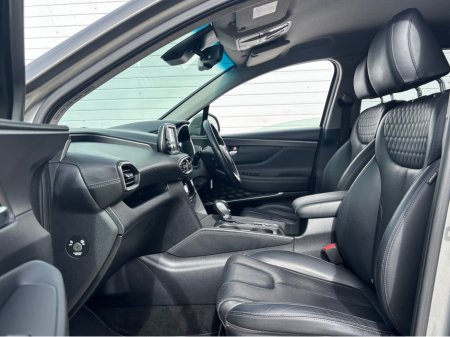 2018 Hyundai Santa Fe - thumbnail 14