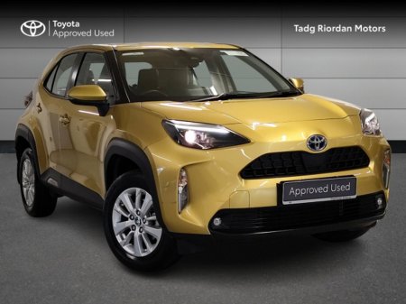 2023 Toyota Yaris Cross HYBRID LUNA €28,950