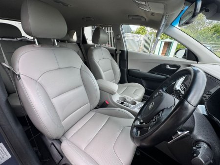 2020 Kia Niro PE Phev MY20 5DR Auto €18,950 thumbnail
