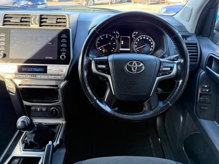 2021 Toyota Landcruiser LAND CRU SWB COMMERCIAL 2DR, VAT INVOICE , Fully Serviced , New 12 MTH DOE , Reverse Camera , 2.8 Dsl Manual , € 143 p/w & €17,950 Trade in / Deposit , Cruise Control , Dual Climate Control , €38,980 thumbnail