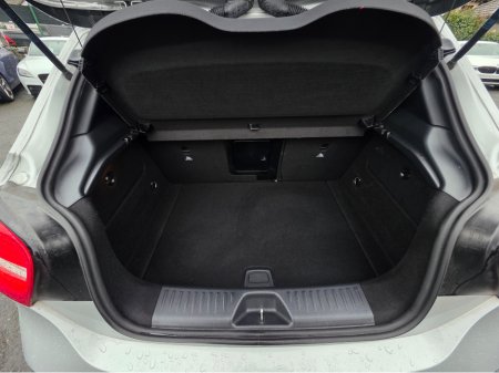 2015 Mercedes-Benz A Class A180  HALF LEATHER HEATED SEATS - REV CAMERA - HI SPEC / SYSTEM LOW ROAD TAX BAND / SIMI DEALER €14,950 thumbnail