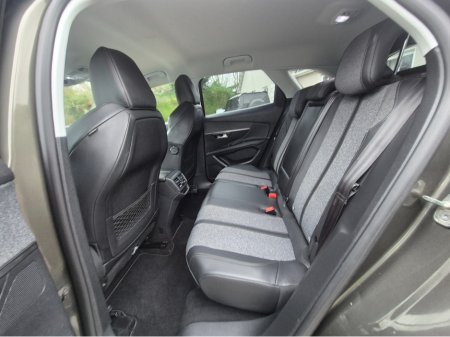 2019 Peugeot 3008 ALLURE 1.5 BLUE HDI 130 A AUTO 6 €17,450 thumbnail