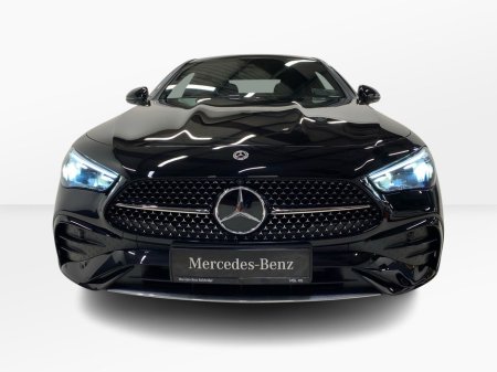 2025 Mercedes-Benz CLE CLE 300e AMG Line Premium €75,950 thumbnail