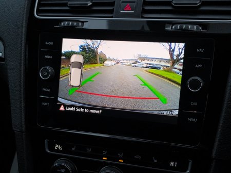 2018 Volkswagen Golf 1.0 TSI 115HP R-Line €18,999 thumbnail