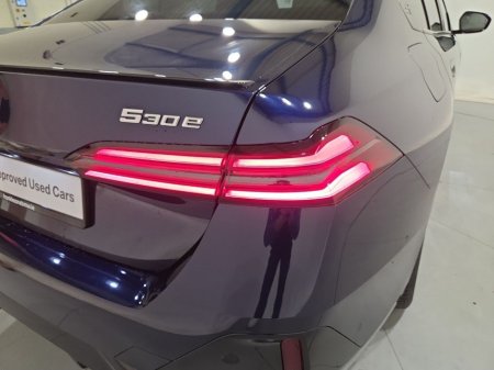 2026 BMW 5 Series 530e M Sport Pro Saloon €80,950 thumbnail