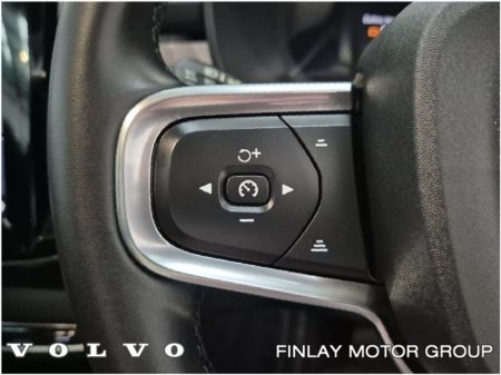 2023 Volvo XC40 - thumbnail 12