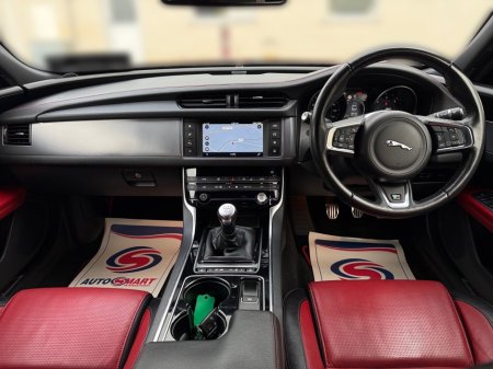 2018 Jaguar XF - thumbnail 15