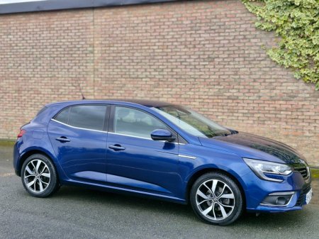2019 Renault Megane - thumbnail 17