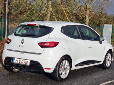 2019 Renault Clio 2019 RENAULT CLIO 1.0L NCT&TAXED FOR 1YR! €9,990 thumbnail
