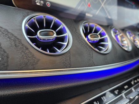 2019 Mercedes-Benz E Class - thumbnail 16