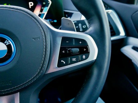 2025 BMW X5 xDrive50e M Sport €99,950 thumbnail