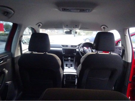 2023 Skoda Superb C AMBITION 2.0 TDI 150  bhp Estate €33,950 thumbnail