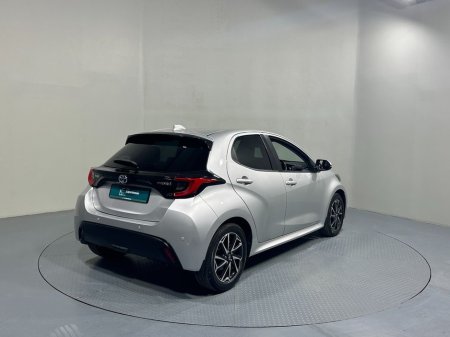 2021 Toyota Yaris - thumbnail 7