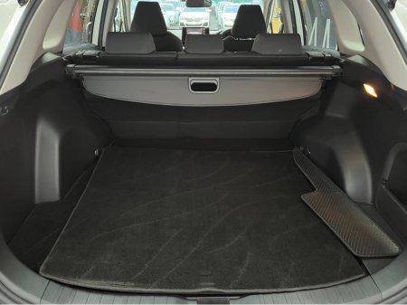 2019 Toyota Rav4 €27950 2019 TOYOTA RAV4 HYBRID X 2.5 AUTOMATIC / CRUISE CONTROL AND MORE €27,950 thumbnail