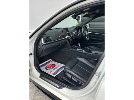 2017 BMW 3 Series - thumbnail 23