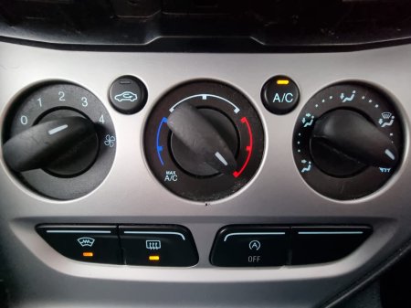 2014 Ford Focus 2014 FORD FOCUS DIESEL NCT&TAX €5,999 €5,999 thumbnail