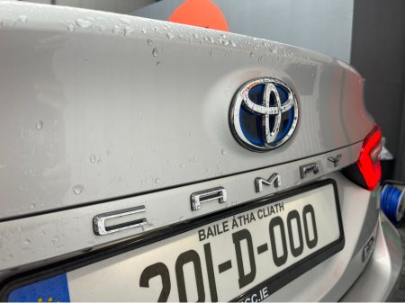 2020 Toyota Camry - thumbnail 7