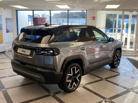 2026 Jeep Compass ALTITUDE €42,995 thumbnail