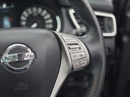 2015 Nissan Qashqai 1.2 PET SVE + GLASS ROYALE ROOF E6 4DR €14,950 thumbnail