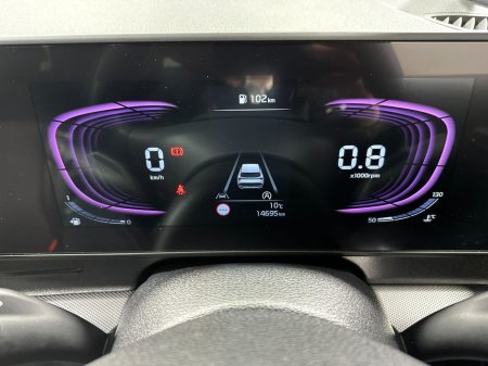 2025 Kia Sportage - thumbnail 17