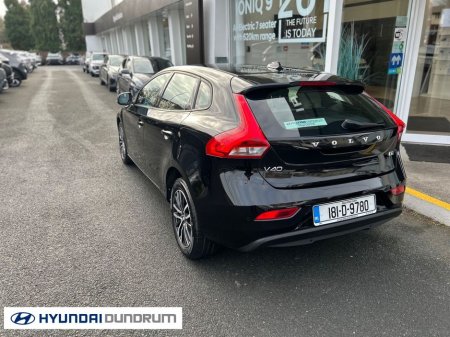 2018 Volvo V40 D2 MOM ED 5DR €16,450 thumbnail