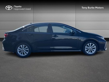 2023 Toyota Corolla - thumbnail 3