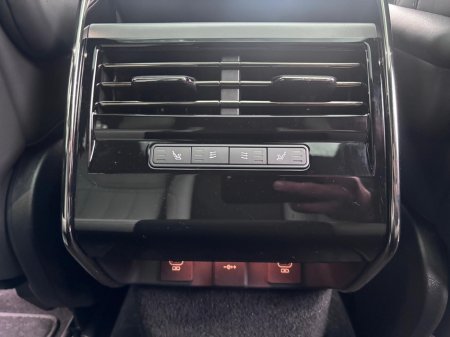 2024 Land Rover Range Rover Sport P460E DYNAMIC SE *Huge Specification* €103,950 thumbnail