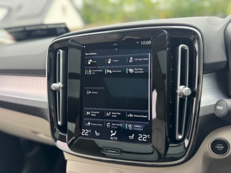 2022 Volvo XC40 - photo 14