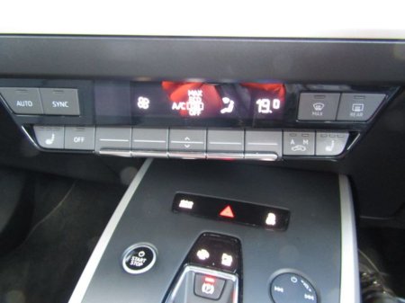 2022 Audi Q4 e-tron 40 E-tron E-tron 40 Advance 4DR Auto €26,950 thumbnail