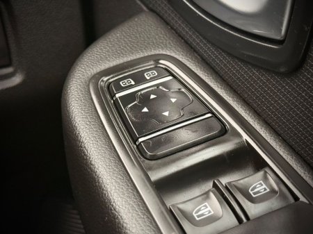 2018 Renault Clio Dynamique NAV 1.2 Petrol // IDEAL STARTER CAR // €10,250 thumbnail