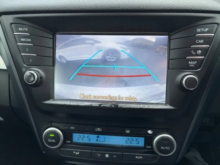 2017 Toyota Avensis 1.6 D-4D Luna Navi Saloon €10,500 thumbnail