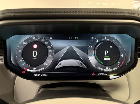 2025 Land Rover Range Rover Sport - thumbnail 13