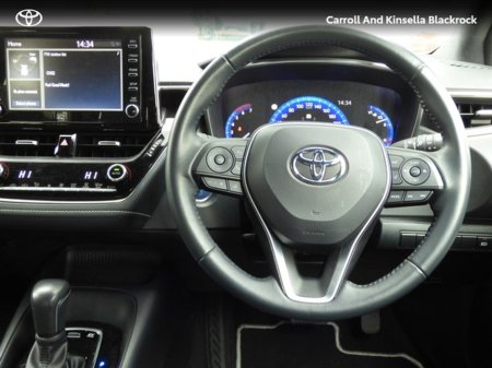 2020 Toyota Corolla Hybrid Luna HB €21,950 thumbnail