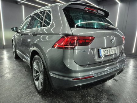 2020 Volkswagen Tiguan - thumbnail 19