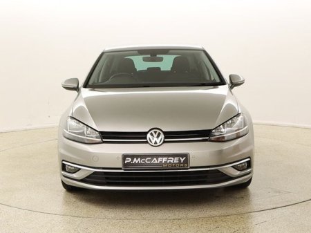 2017 Volkswagen Golf  €15,995