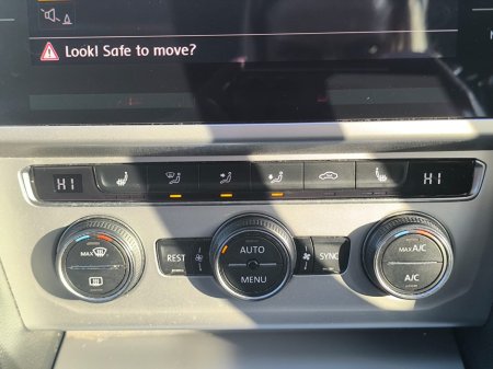 2018 Volkswagen Passat - thumbnail 27