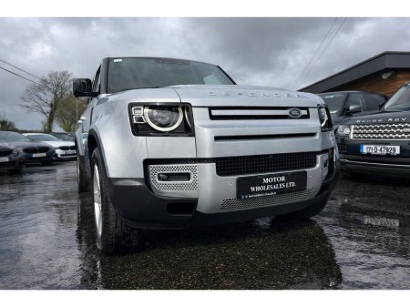 2023 Land Rover Defender - thumbnail 9