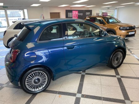2025 Fiat 500e Fully Electric, e500 Icon, 42KWH 320Kms Range , €19,950 thumbnail