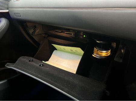 2021 Mercedes-Benz EQC - thumbnail 21