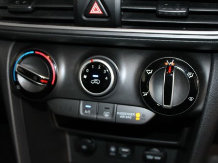 2020 Hyundai Kona - thumbnail 17