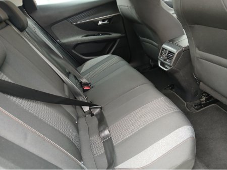 2018 Peugeot 3008 ACTIVE 1.2 130 4DR €10,950 thumbnail