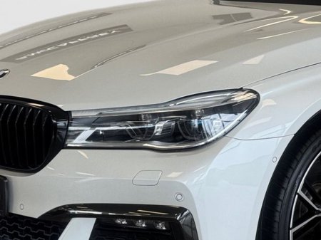 2017 BMW 7 Series  €34,495 thumbnail