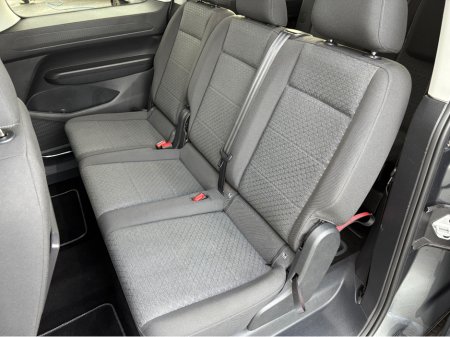 2023 Ford Tourneo Connect TITANIUM ECOBLUE €36,999 thumbnail