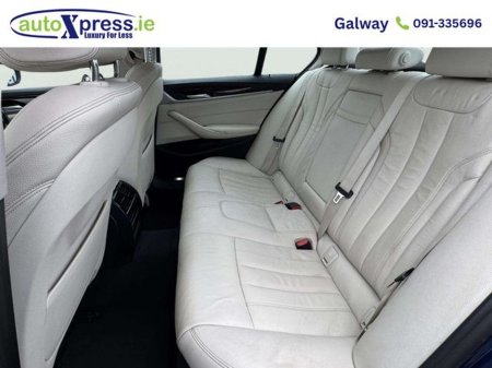 2017 BMW 5 Series - photo 6