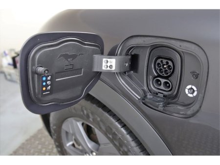 2024 Ford Mustang MACH-E RWD STANDARD RANGE 72kWh/265BHP €38,890 thumbnail