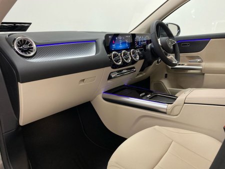 2026 Mercedes-Benz GLA Class - thumbnail 6