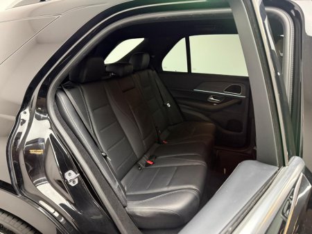 2022 Mercedes-Benz GLE Class 350DE AMG LINE 4MATIC €54,990 thumbnail