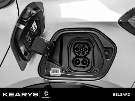 2023 Peugeot 208 Electric 136bhp (50 kWh) GT €19,900 thumbnail